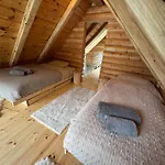 Cedar Wood Chalet