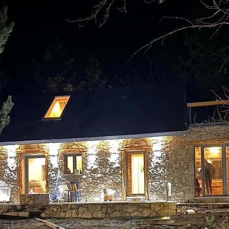 Cedar Wood Σαλέ *