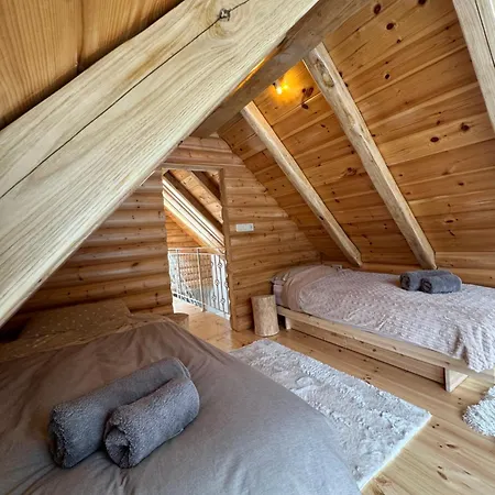 Dağ evi Cedar Wood *