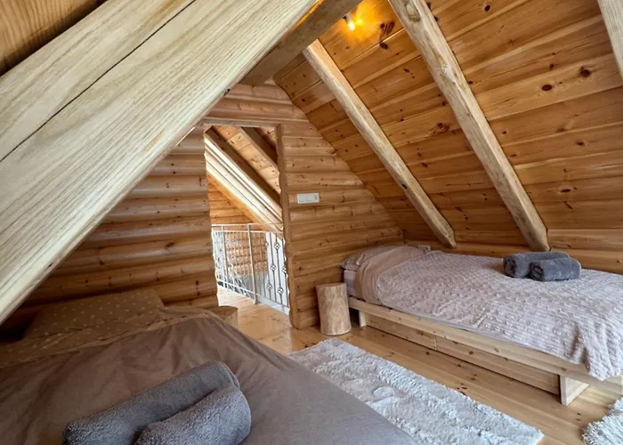 Σαλέ Cedar Wood *